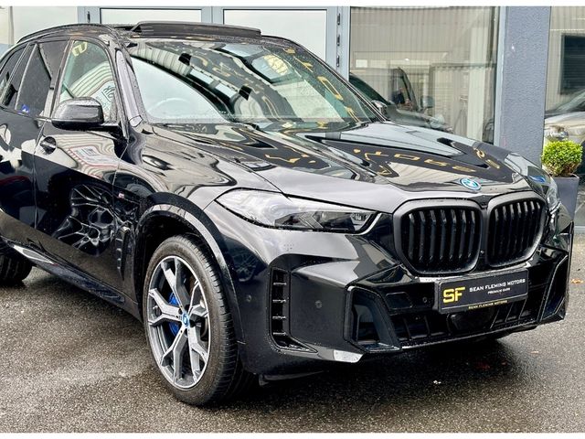 Image for 2025 BMW X5 ++TECH PACK / SKY LOUNGE++ XDRIVE50E M SPORT AUTO