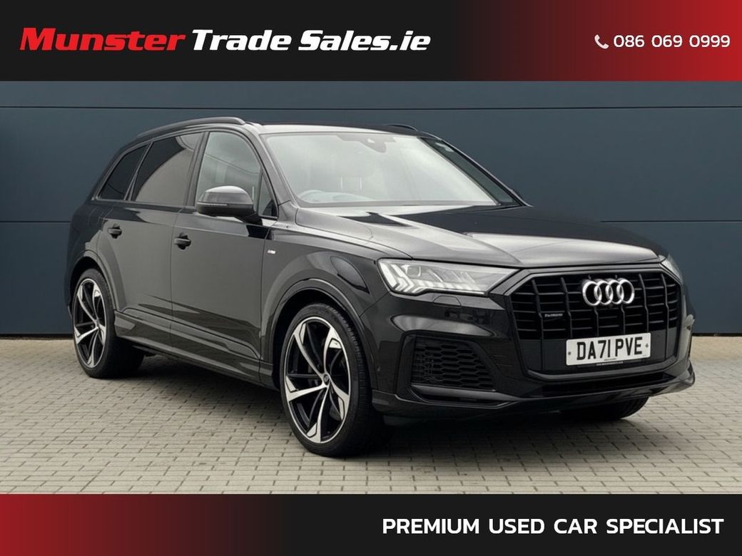 Image for 2022 Audi Q7 S-Line Black Edition 55 TFSI E