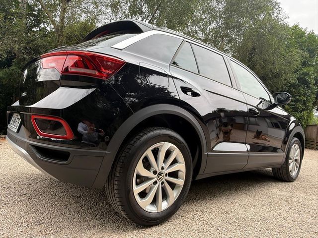 Image for 2025 Volkswagen T-Roc EDITION 75 2.0 TDI MANUAL 6SPEED FWD 116HP