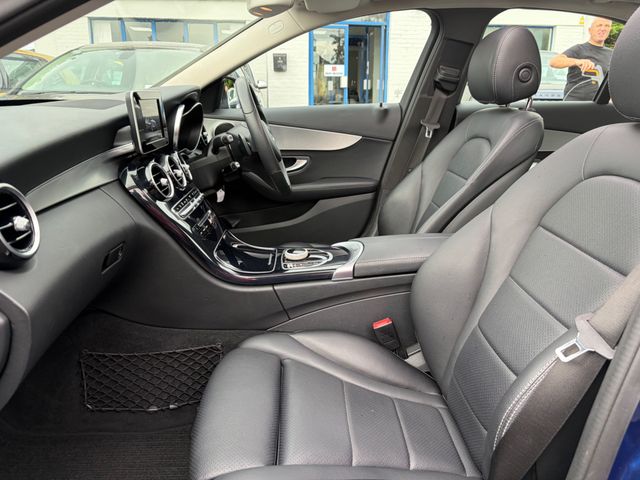 Image for 2017 Mercedes-Benz C Class 2017 MERCEDES C350e SPORT SALOON LOW KMS