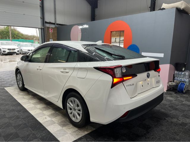 Image for 2017 Toyota Prius €21950 2022 TOYOTA PRIUS S 1.8 AUTOMATIC / CRUISE CONTROL AND MORE