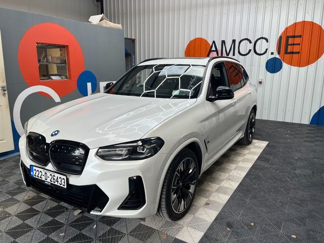 Image for 2022 BMW iX3 2022 BMW IX3 M-SPORT AUTOMATIC / CRUISE CONTROL / PARKING CAMERA / ELECTRIC MEMORY & HEATED SEATS / PANORAMIC SUNROOF / APPLE CARPLAY / AMBIENT LIGHTS AND MORE