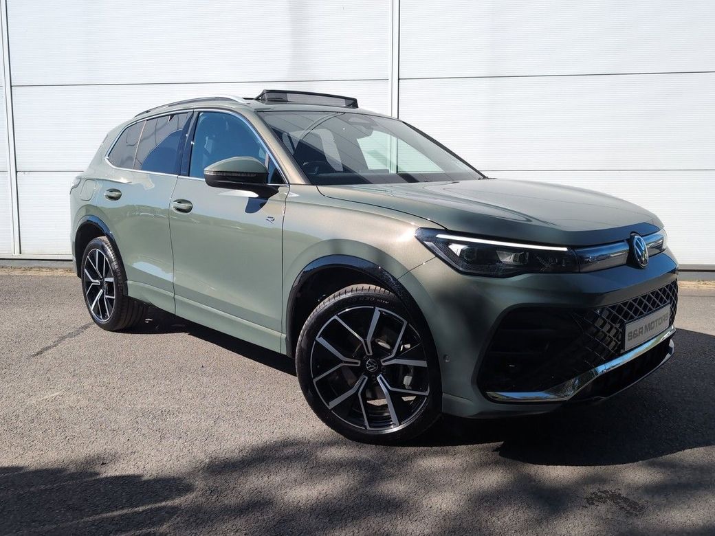 Image for 2025 Volkswagen Tiguan **SOLD** Tiguan R-Line 1.5Tsi Phev eHybrid 272 DSG 19.7 kWh Auto Pan sunroof More available
