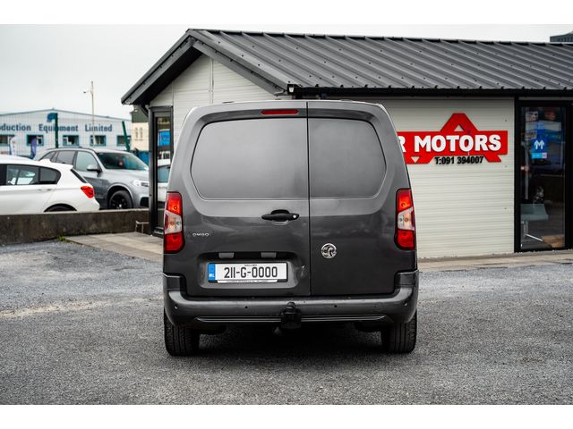 Image for 2021 Vauxhall Combo 