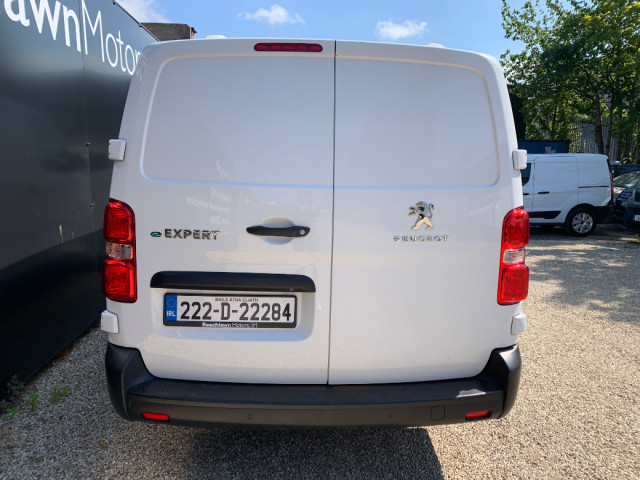 Image for 2022 Peugeot Expert E PROFESSIONAL LWB 100 KW 75KWH // PRICE EXCL. VAT // 09/26 CVRT // GREAT CONDITION // CRUISE, AIR CON AND REVERSE CAMERA // 