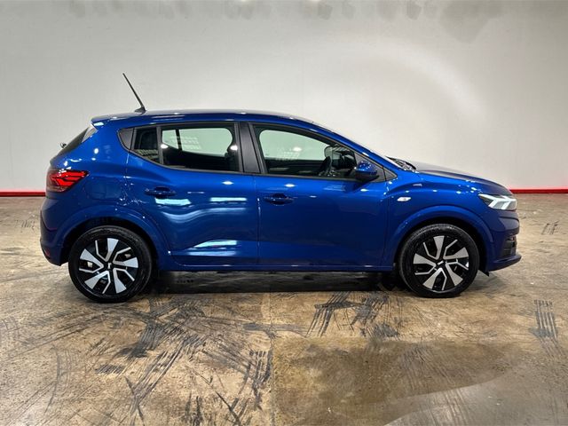 Image for 2025 Dacia Sandero MANUAL 1.0 - MULTI FUNCTION STEERING WHEEL - CRUISE CONTROL - HEATING / AC CONTROLS - AUTO STOP/START