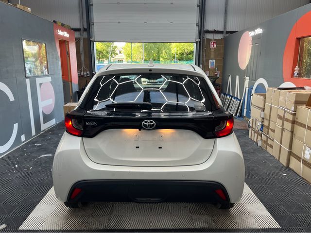 Image for 2022 Toyota Yaris 2022 TOYOTA YARIS X 1.0 AUTOMATIC / REVERSE CAMERA AND MORE
