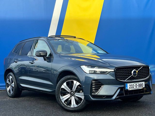 Image for 2023 Volvo XC60 T6 PLUS DARK AWD 2.0 HYBRID // OPENING PAN ROOF // ADAPTIVE CRUISE CONTROL // TAXED UNTIL 07/26