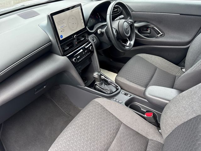 Image for 2025 Toyota Yaris Cross LUNA SPORT BIT 4DR