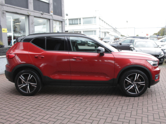 Image for 2019 Volvo XC40 2.0T4 R-DESIGN AWD 5DR ESTATE AUTO HUGE SPEC // 1 OWNER CAR // AS NEW CONDITION THROUGHOUT // BUY WITH CONFIDENCE AA AND SIMI APPROVED DEALER 2026 // FINANCE ARRANGED //