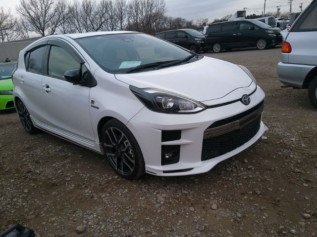 Image for 2018 Toyota Aqua GR Sport 