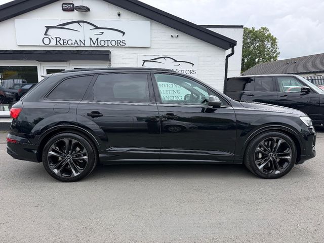 Image for 2024 Audi Q7 (242) 55 TFSI-E S-LINE **BLACK EDITION**