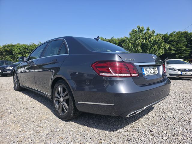 Image for 2015 Mercedes-Benz E Class E 300 Bluetec Hybrid Avant A/T 4