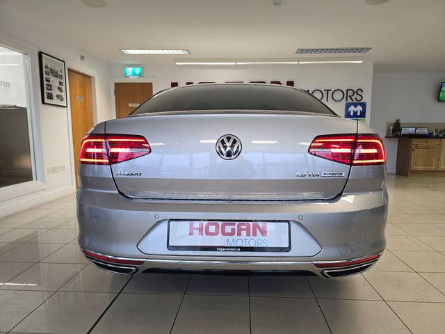 Image for 2017 Volkswagen Passat Highline 2.0 TDi Automatic Saloon