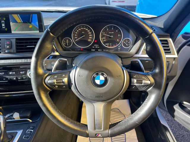 Image for 2018 BMW 3 Series 320d M-SPORT COMPETITION // FACTORY SHADOW EDITION // PARKING SENSORS // LEATHER POWERED HEATED SEATS 