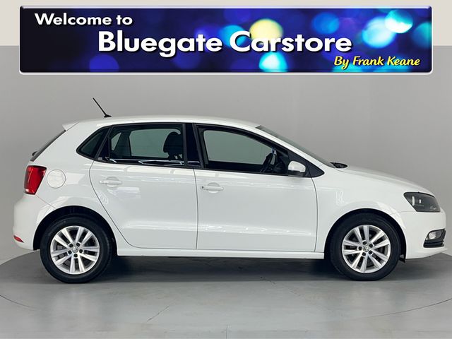 Image for 2017 Volkswagen Polo TRENDLINE 1.0 60HP MANUAL 5SPEED 5DR**SEMI DIGITAL DASH**MULTIFUNCTIONAL STEERING WHEEL**TOUCH SCREEN MEDIA DISPLAY**BLUETOOTH**BLACK CLOTH INTERIOR**FINANCE AVAILABLE**