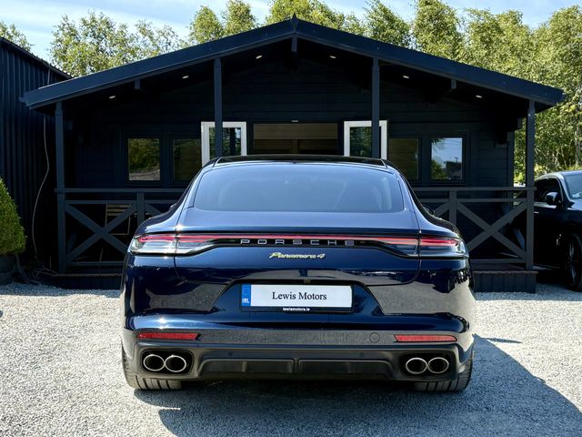 Image for 2022 Porsche Panamera 4 E-HYBRID PLATINUM EDITION HUGE SPEC, BOSE SOUND SYSTEM, CRAYON INTERIOR, AMBIENT LIGHTING, TILT AND SLIDE PAN ROOF, SPORT CHRONO, AIR SUSPENSION