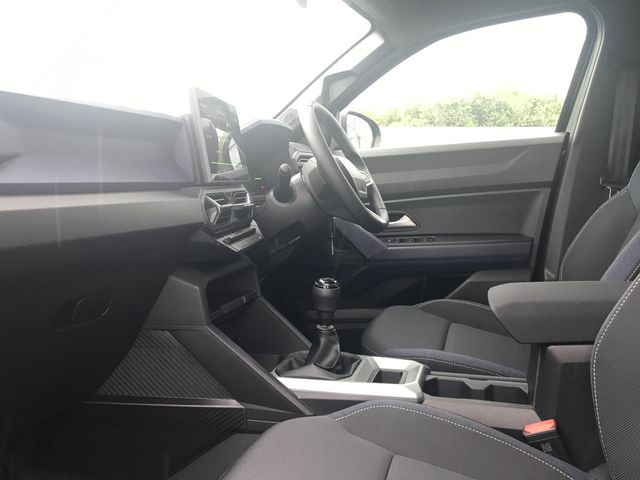 Image for 2026 Dacia Duster Expression MHEV 140 E06X