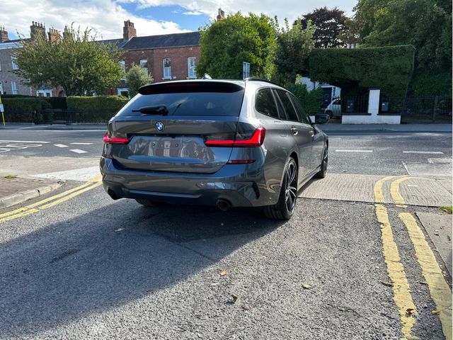 Image for 2022 BMW 3 Series *TOURING* 330E M-SPORT *PRO* AUTO 5DR