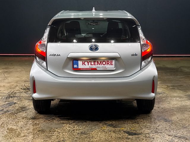 Image for 2019 Toyota Aqua HYBRID 1.5L AUTOMATIC - HEATING/AC CONTROLS