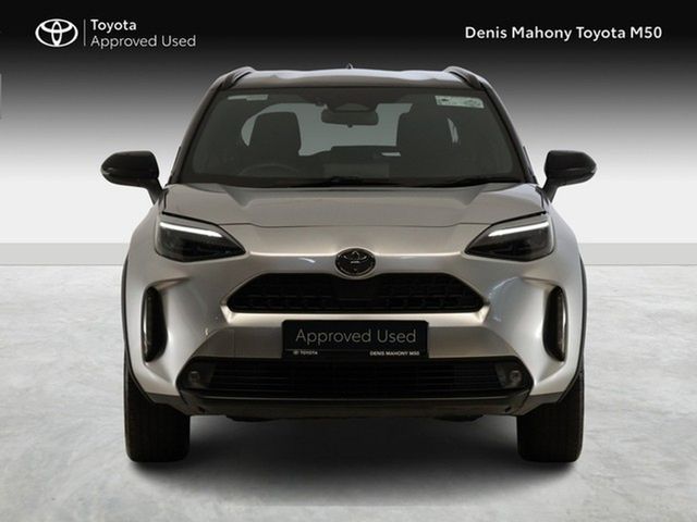 Image for 2025 Toyota Yaris Cross Luna Sport Hybrid