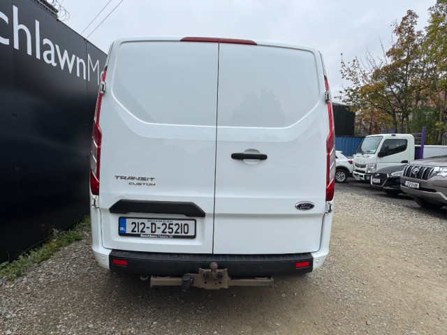 Image for 2021 Ford Transit Custom 2.0 TDCI SWB TREND // PRICE EXCL. VAT // FULL SERVICE HISTORY // TIMING BELT/WET BELT REPLACED // ONE OWNER //