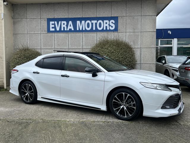 Image for 2018 Toyota Camry G AUTOMATIC HYBRID 2.5 PETROL //PANORAMIC GLASS ROOF//ADAPTIVE CRUISE CONTROL//KEYLESS ENTRY//REVERSE CAMERA//ELECTRIC DRIVERS SEAT//