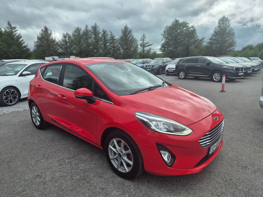 Image for 2017 Ford Fiesta Titanium Petrol 