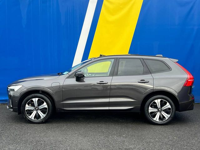 Image for 2023 Volvo XC60 T6 PLUS DARK AWD 2.0 HYBRID // OPENING PAN ROOF // LEATHER INTERIOR // 360 PARKING CAMERAS
