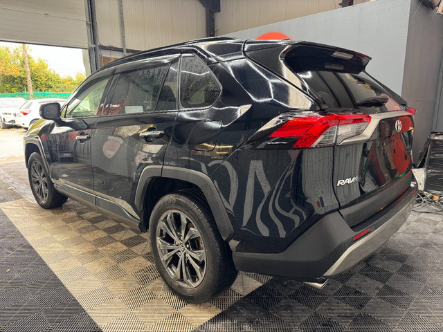 Image for 2023 Toyota Rav4 2023 TOYOTA RAV4 5d 4WD HYBRID AUTOMATIC 2.5 / CRUISE CONTROL / PARKING CAMERA / ELECTRIC MEMORY & HEATED SEATS / PADDLE SHIFTERS/ PANORAMIC SUNROOF AND MORE