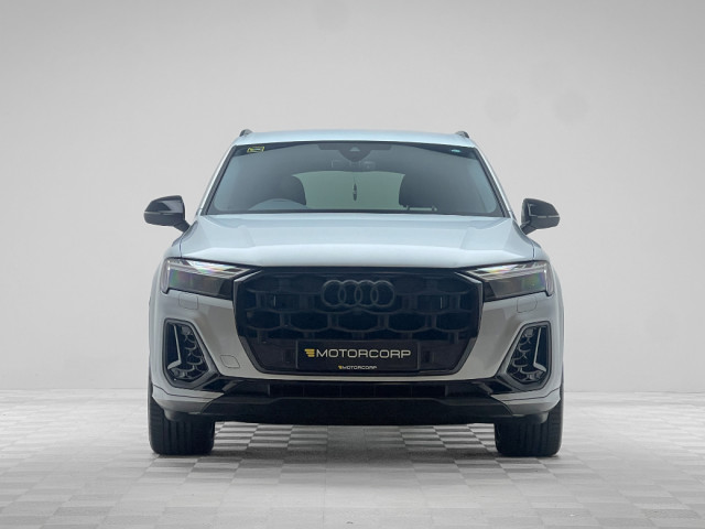 Image for 2024 Audi Q7 55 TFSI E BLACK EDITION QUATTRO