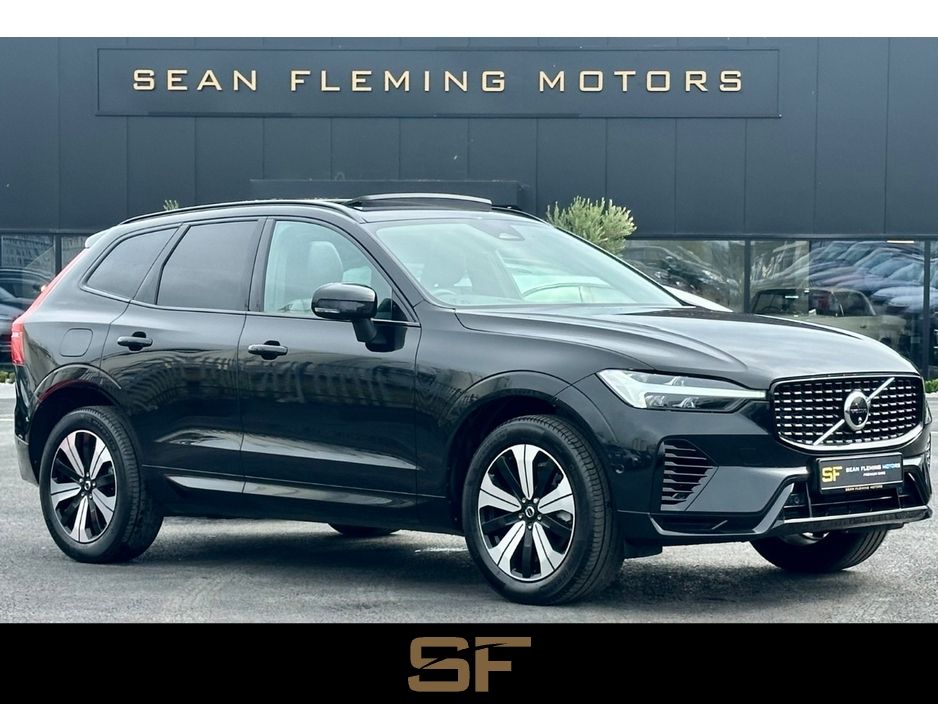 Image for 2025 Volvo XC60 Plus / Panoramic Sunroof