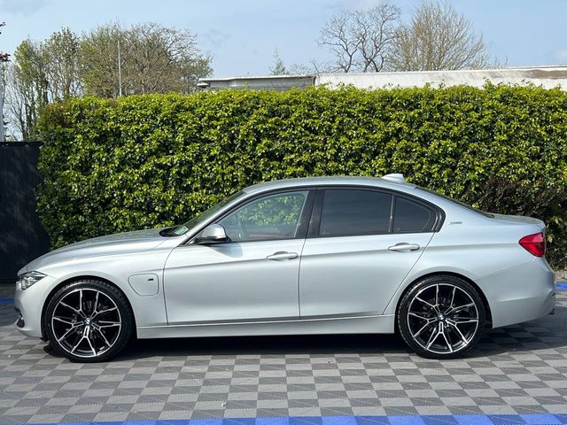 Image for 2017 BMW 3 Series 330e SPORT 2.0 HYBRID // LOW MILEAGE // PARKING SENSORS // ADAPTIVE CRUISE CONTROL