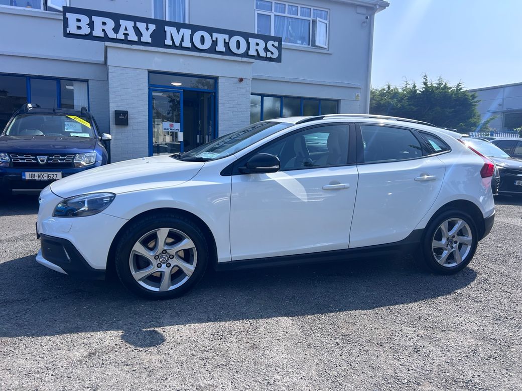 Image for 2014 Volvo V40 2014 VOLVO V40 1.6d CROSS COUNTRY SE LUX AUTO