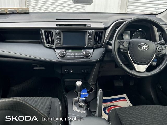 Image for 2018 Toyota Rav4 2.5 Hybrid 2WD Luna Sport