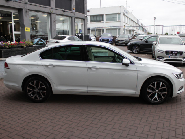 Image for 2019 Volkswagen Passat COMFORTLINE 4DR SALOON // WITH 160, 000 KM'S // BUY WITH CONFIDENCE AA AND SIMI APPROVED DEALER 2026 // FINANCE ARRANGED // ALL TRADE INS WELCOME //