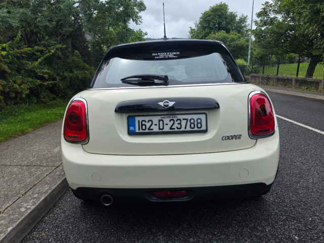 Image for 2016 Mini Cooper XS52 4DR