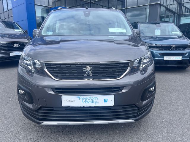 Image for 2019 Peugeot Rifter Wheelchair Accessible