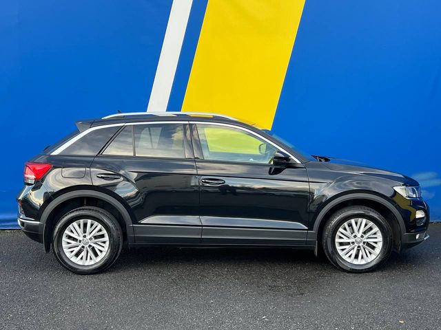 Image for 2021 Volkswagen T-Roc DESIGN 1.0 TSI // TAXED 04/26 // APPLE CARPLAY/ANDROID AUTO // 16" MULTISPOKE ALLOYS