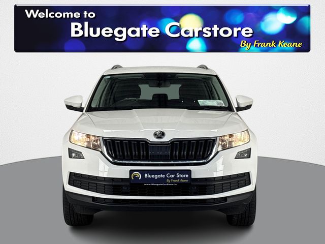 Image for 2019 Skoda Kodiaq 7SEATER AMBITION 2.0 TD 150 DSG 4X4**MULTIFUNCTIONAL STEERING WHEEL**BLACK CLOTH INTERIOR**PARKING SENSORS**ELECTRIC HANDBRAKE**TOUCH SCREEN MEDIA DISPLAY**APPLE CARPLAY**DUAL CLIMATE CONTROL**