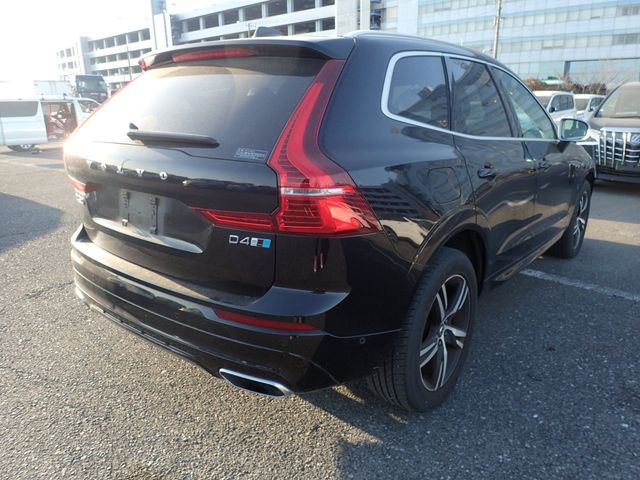 Image for 2018 Volvo XC60 2.0 D4 R-DESIGN PLUS AWD DIESEL AUTOMATIC // MASSIVE SPEC // FULL HEATED LEATHER // REVERSING CAMERA // CRUISE CONTROL // LANE ASSIST // ELECTRIC TAILGATE // UPGRADED SPORT ALLOYS