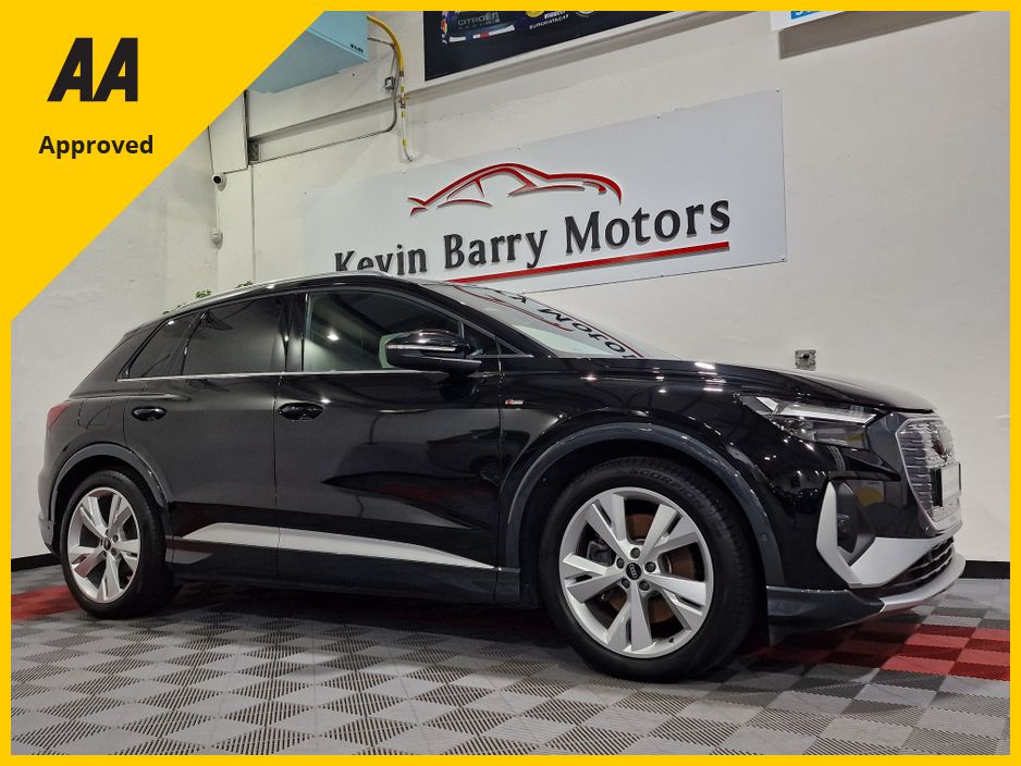 Image for 2023 Audi Q4 e-tron 40 S LINE (C&S PACK) 82KWH AUTOMATIC **ONE OWNER / ADAPTIVE CRUISE CONTROL / APPLE CARPLAY / ELECTRIC BOOTLID / HALF LEATHER / HEATED FRONT SEATS / SONOS PREMIUM SOUND / SAT NAV / REVERSE CAMERA**