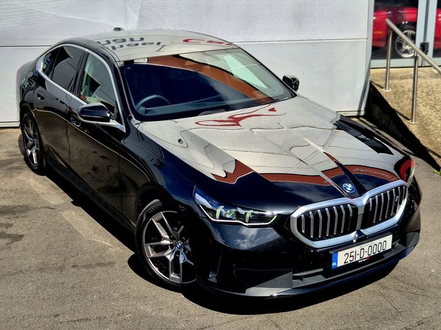 Image for 2025 BMW i5 Sport Edition eDrive 40 (335bhp), Panoramic Sunroof, Large Touch Screen, CarPlay/Android Auto - First Registered in April 2025 - Trade in Price €53, 999