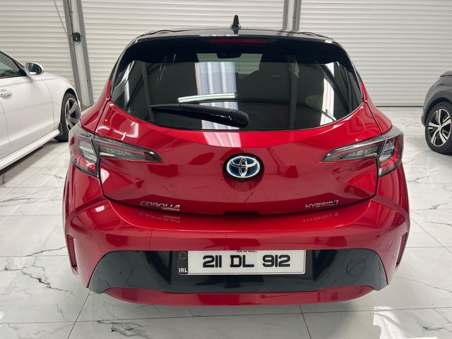 Image for 2021 Toyota Corolla 1.8 Hybrid Luna Sport Hatchback