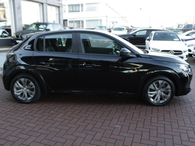 Image for 2021 Peugeot 208 E-ACTIVE 136BHP 50 KWH 5DR HATCHBACK AUTO // FULLY ELECTRIC // STUNNING LITTLE CITY CAR // BUY WITH CONFIDENCE AA AND SIMI APPROVED DEALER 2025 // FINANCE ARRANGED // ALL TRADE INS WELCOME //