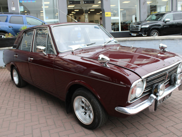 Image for 1967 Ford Cortina 1300 DELUXE AUTOMATIC // IMMACULATE CONDITION INSIDE AND OUT // FULLY RESTORED // NCT EXEMPT // €56 ROAD TAX PER YEAR // NAAS ROAD AUTOS EST 1991 // CALL 01 4564074 // SIMI DEALER 2022 