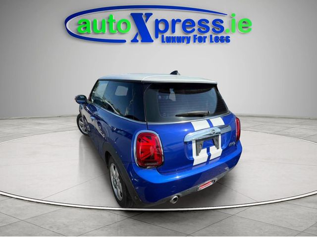 Image for 2020 Mini Cooper D 1.5 Automatic, Reversing camera