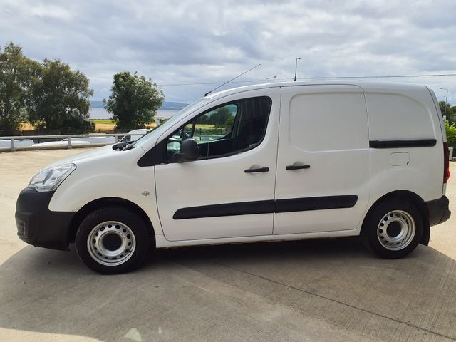Image for 2017 Peugeot Partner SE L1 Blue HDI 5DR