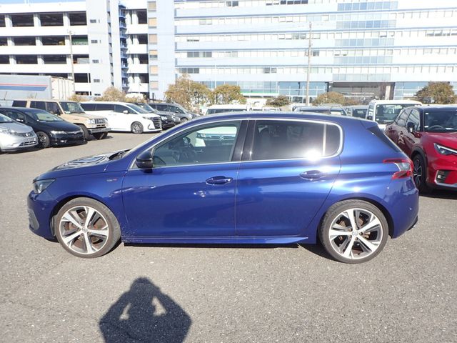 Image for 2018 Peugeot 308 GT 2.0HDI DIESEL 180 BHP AUTOMATIC // GENUINE GT TOP SPEC CAR // GT SUEDE SPORTS BUCKET SEATS // REVERSING CAMERA // GT FLAT BOTTOM SPORTS STEERING WHEEL // STUNNING EXAMPLE // AA APPROVED DEALER 2026