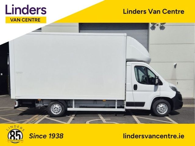 Image for 2023 Opel Movano BOX BODY / 750KG TAILLIFT 